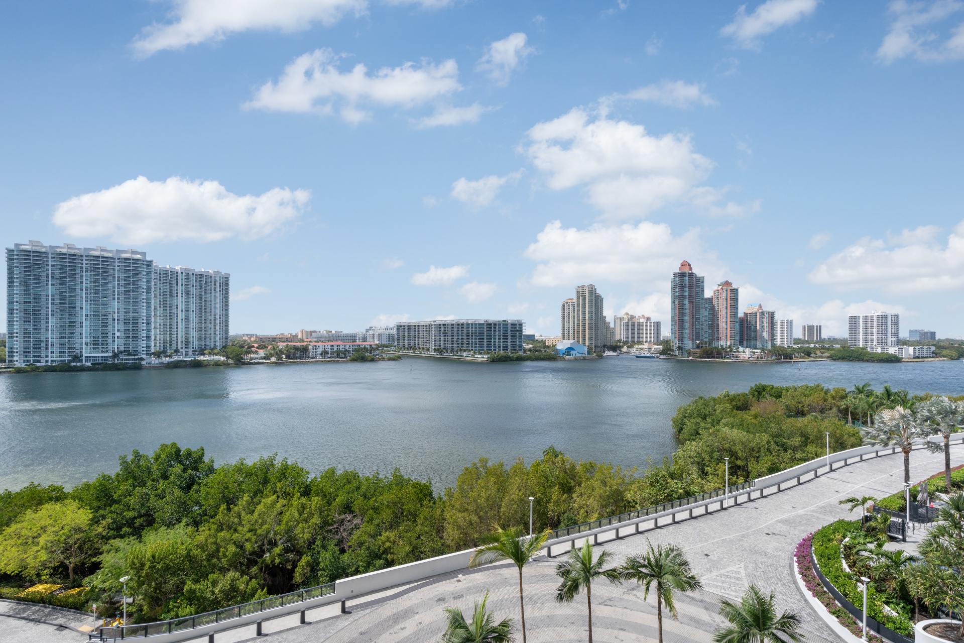 Why Aventura Waterfront Condos Remain a Smart Investment in 2026.
